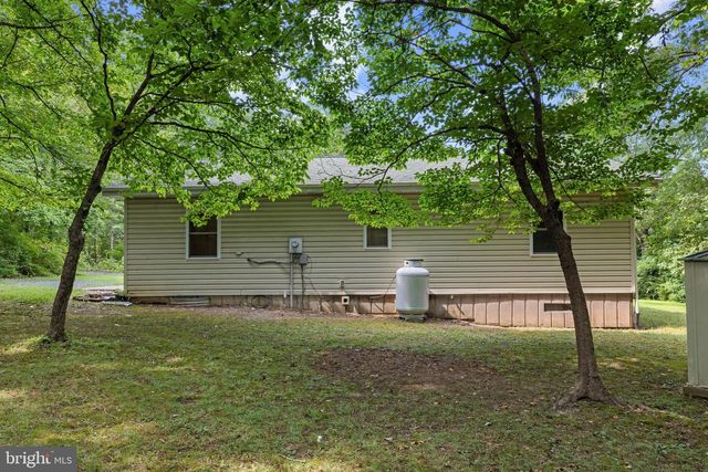 1077 FLEMING PARK RD, Mount Jackson, VA 22842