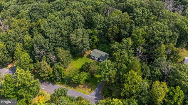 1077 FLEMING PARK RD, Mount Jackson, VA 22842