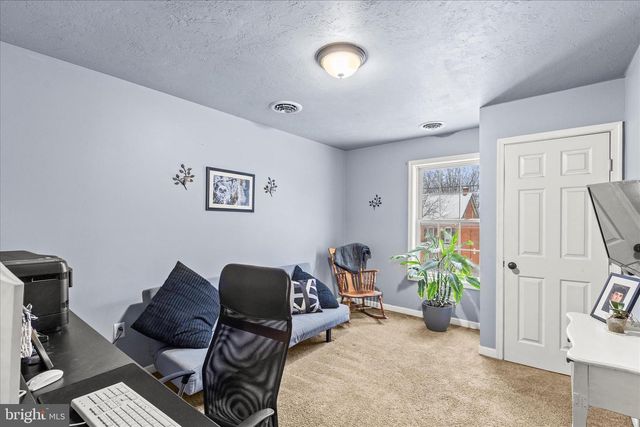 201 E KING ST, East Berlin, PA 17316