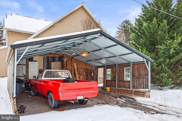 201 E KING ST, East Berlin, PA 17316