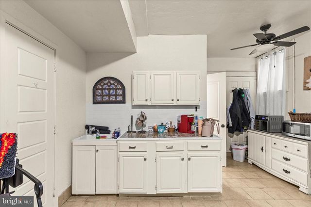 201 E KING ST, East Berlin, PA 17316