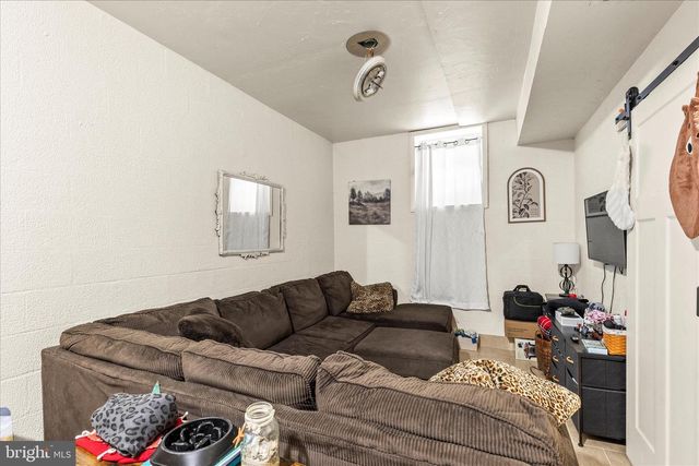 201 E KING ST, East Berlin, PA 17316