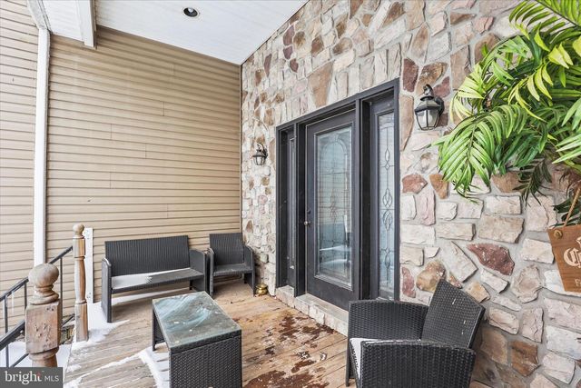 201 E KING ST, East Berlin, PA 17316