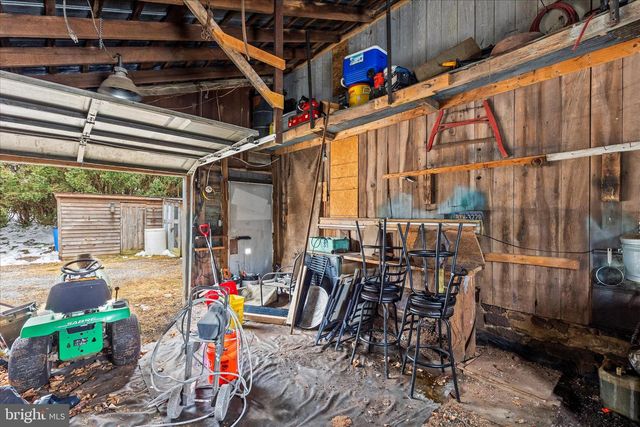 201 E KING ST, East Berlin, PA 17316