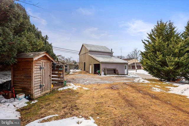 201 E KING ST, East Berlin, PA 17316