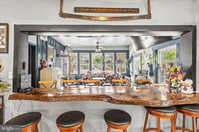 201 E KING ST, East Berlin, PA 17316