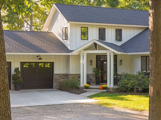 3650 Robert Lane, Ann Arbor, MI 48103