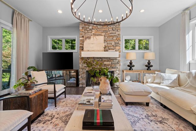 3650 Robert Lane, Ann Arbor, MI 48103