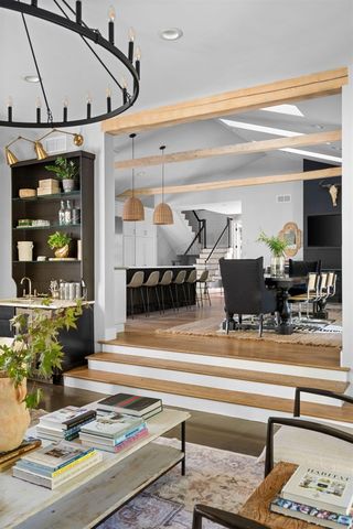 3650 Robert Lane, Ann Arbor, MI 48103