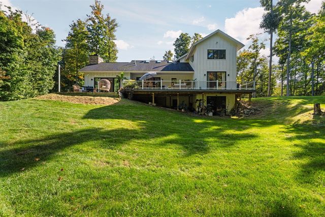 3650 Robert Lane, Ann Arbor, MI 48103