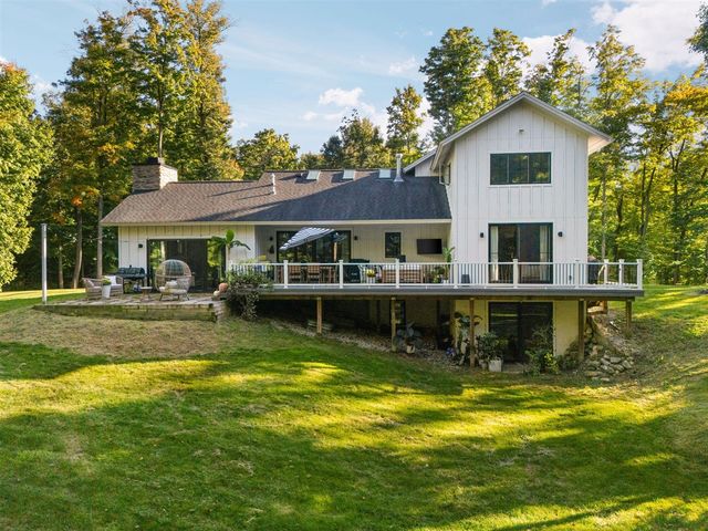 3650 Robert Lane, Ann Arbor, MI 48103