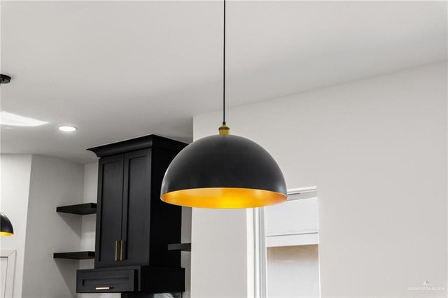 2109 Zinnia Street, Weslaco, TX 78596