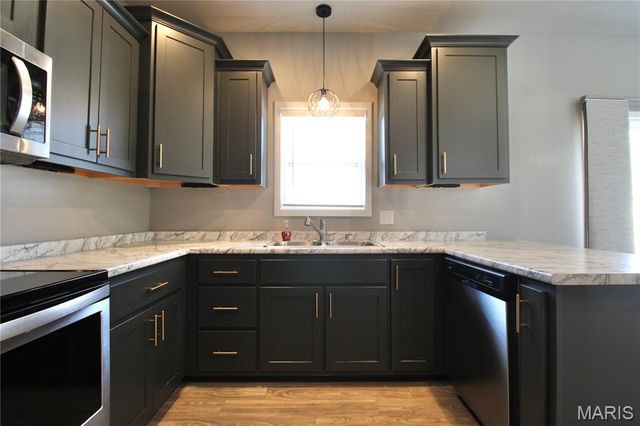 5914 Melissa Lane, Poplar Bluff, MO 63901