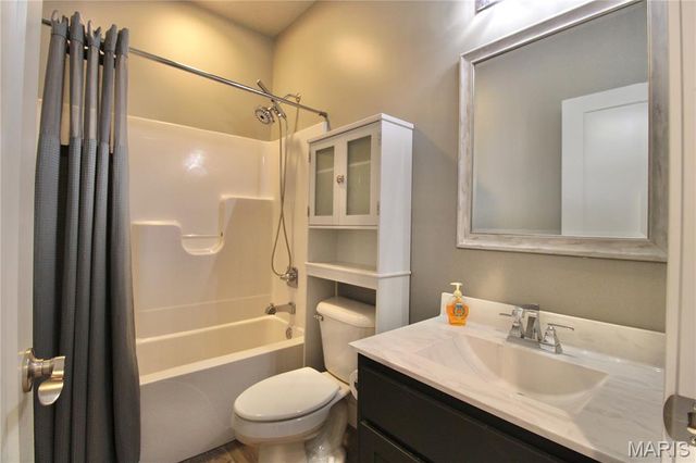 5914 Melissa Lane, Poplar Bluff, MO 63901