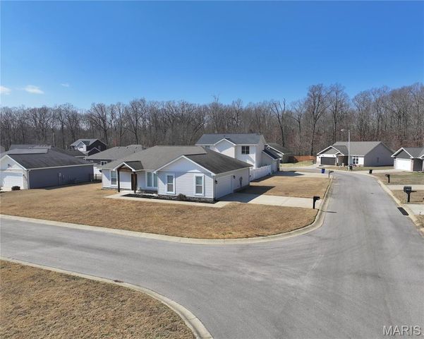 5914 Melissa Lane, Poplar Bluff, MO 63901