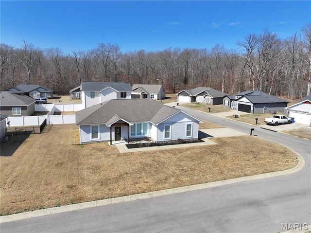5914 Melissa Lane, Poplar Bluff, MO 63901