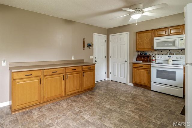105 Old Farm Estates Road, Union, MO 63084