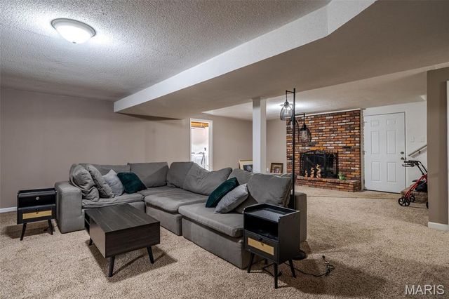 105 Old Farm Estates Road, Union, MO 63084
