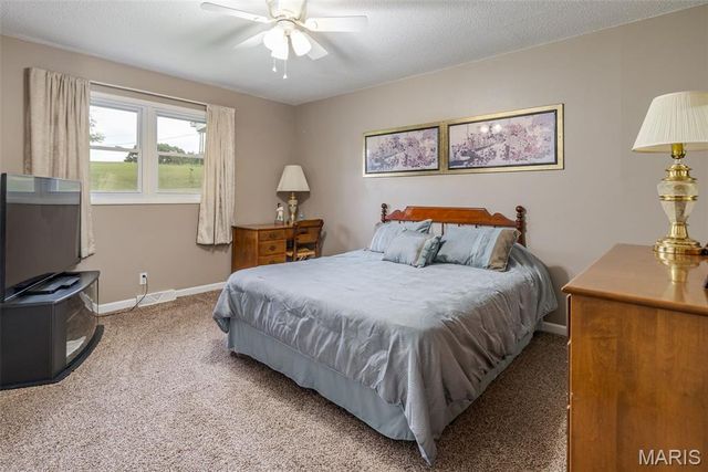 105 Old Farm Estates Road, Union, MO 63084