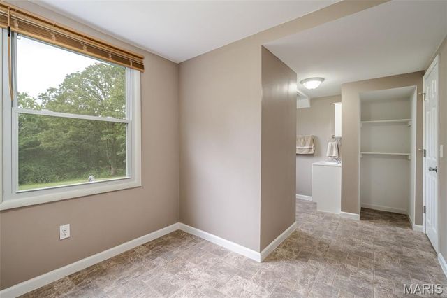 105 Old Farm Estates Road, Union, MO 63084