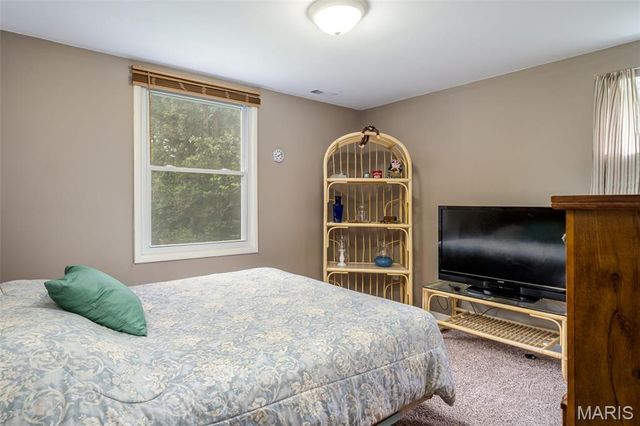 105 Old Farm Estates Road, Union, MO 63084