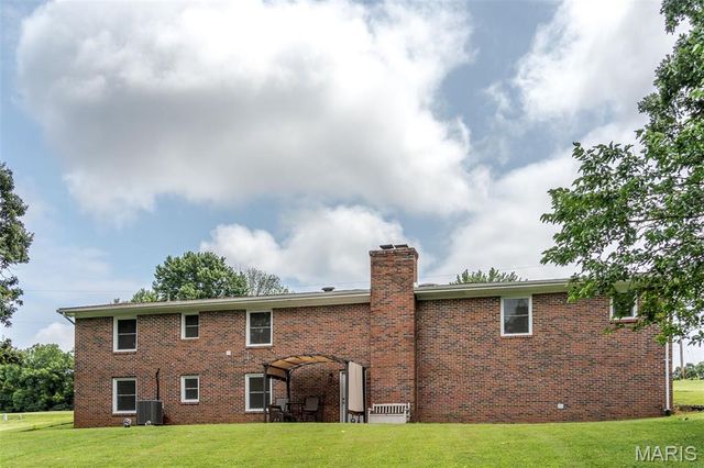 105 Old Farm Estates Road, Union, MO 63084