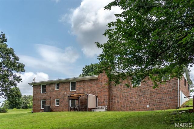 105 Old Farm Estates Road, Union, MO 63084