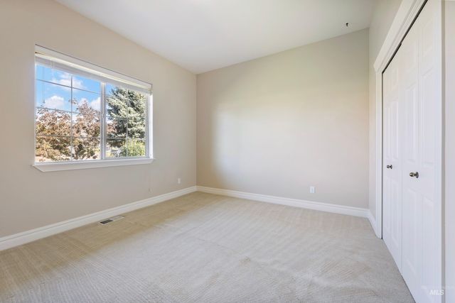 71 Arabian Way, Nampa, ID 83687