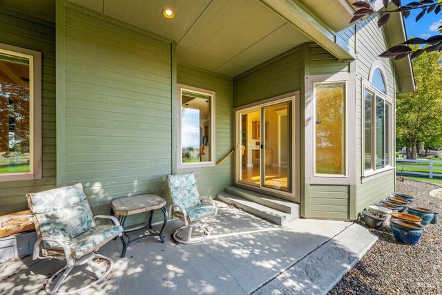 71 Arabian Way, Nampa, ID 83687