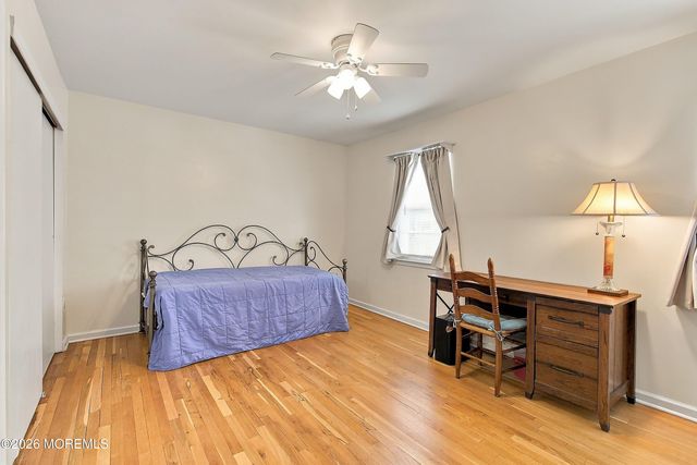 17 Kingsley Way, Freehold, NJ 07728