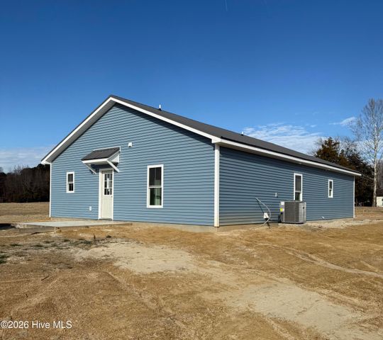 1331 Roosevelt Spain Road, Greenville, NC 27834