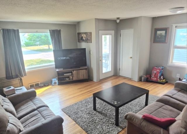1430 11th Street N, Fargo, ND 58102