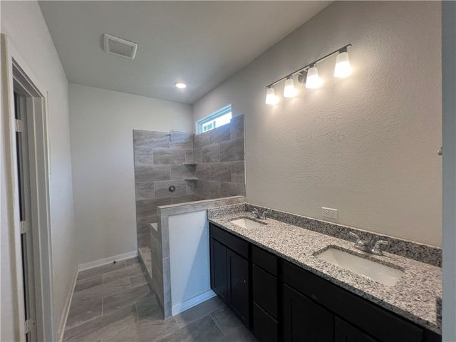 2213 Autumn Lake Drive, Bryan, TX 77807