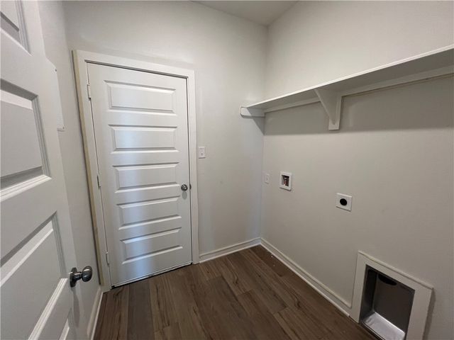 2213 Autumn Lake Drive, Bryan, TX 77807