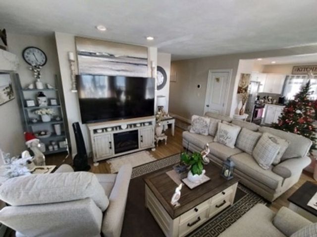 56 Humphrey Street 1, Swampscott, MA 01907