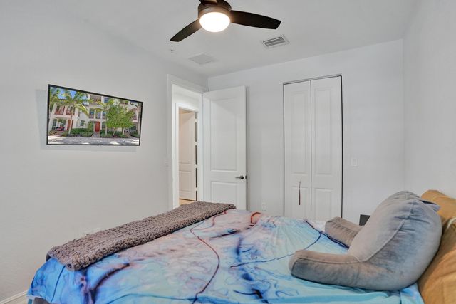 11621 SW 13th Court, Pembroke Pines, FL 33025