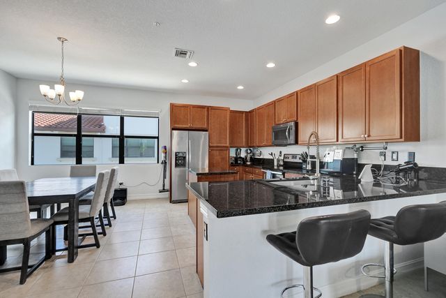 11621 SW 13th Court, Pembroke Pines, FL 33025