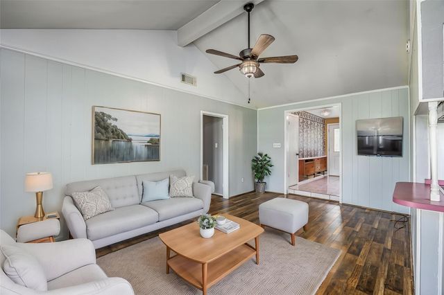 206 Kelly Lane, Baytown, TX 77521