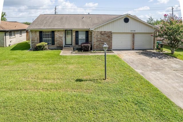 206 Kelly Lane, Baytown, TX 77521