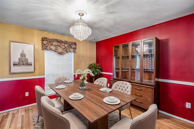 206 Kelly Lane, Baytown, TX 77521
