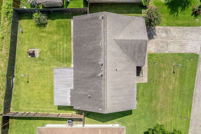 206 Kelly Lane, Baytown, TX 77521