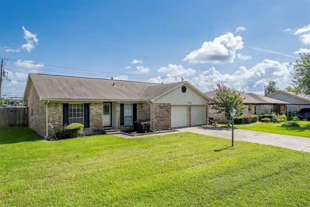 206 Kelly Lane, Baytown, TX 77521