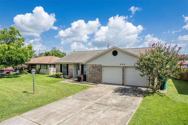 206 Kelly Lane, Baytown, TX 77521