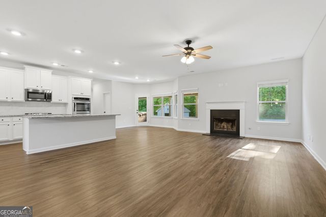 802 Relic Ridge, Hampton, GA 30228