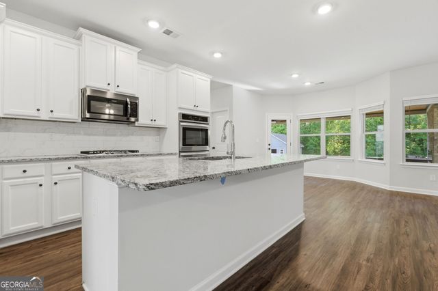 802 Relic Ridge, Hampton, GA 30228