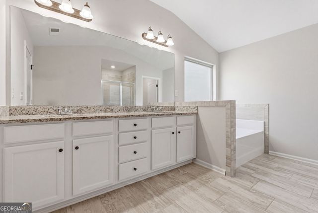 802 Relic Ridge, Hampton, GA 30228