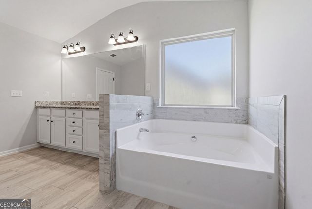 802 Relic Ridge, Hampton, GA 30228