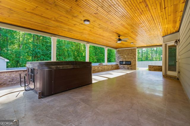 802 Relic Ridge, Hampton, GA 30228