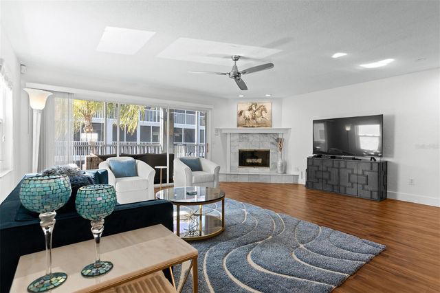 545 PINELLAS BAYWAY S 301, St Petersburg, FL 33715