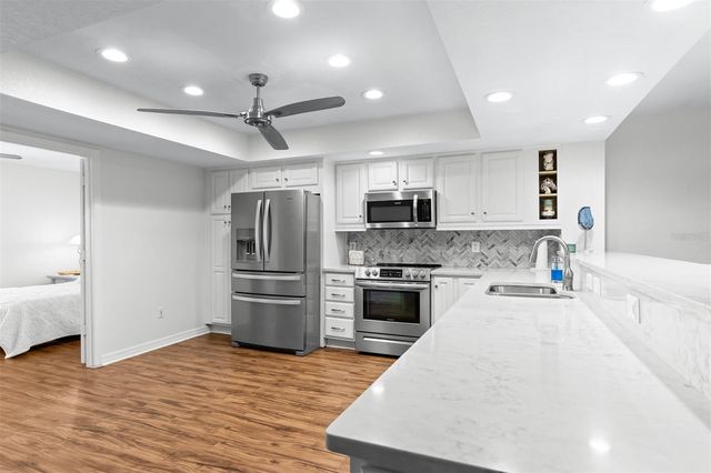 545 PINELLAS BAYWAY S 301, St Petersburg, FL 33715